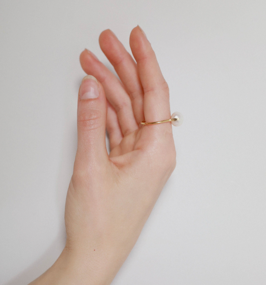 Baroque Ball Ring Gold/Freshwater