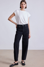 Load image into Gallery viewer, High Rise Mari Barrel Jean - Luna Wash
