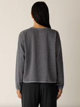 Load image into Gallery viewer, Round Neck Cropped Box Top
