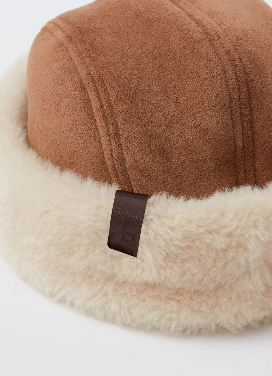 Elle Faux Shearling Cap