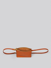 Load image into Gallery viewer, Sparrow Cross body- Grainy Tan
