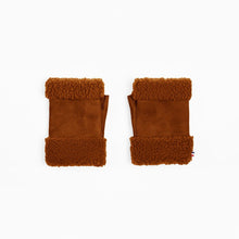Load image into Gallery viewer, Fingerless Shearling Mittens
