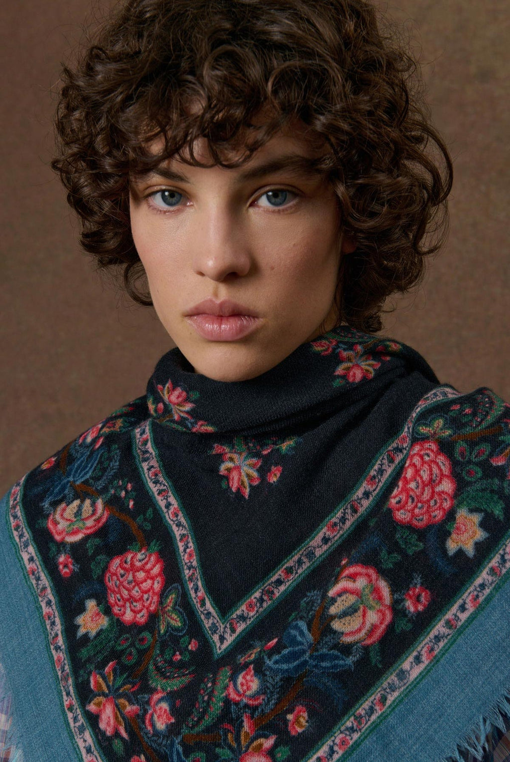 Scarf Mekness