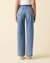 Load image into Gallery viewer, Column Jean Blue Crush
