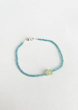 Load image into Gallery viewer, Apatite &amp; Beryl Bead Bracelet
