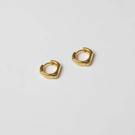 Isla Hoops in Gold