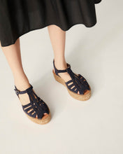 Load image into Gallery viewer, Bemol Shoes Navy
