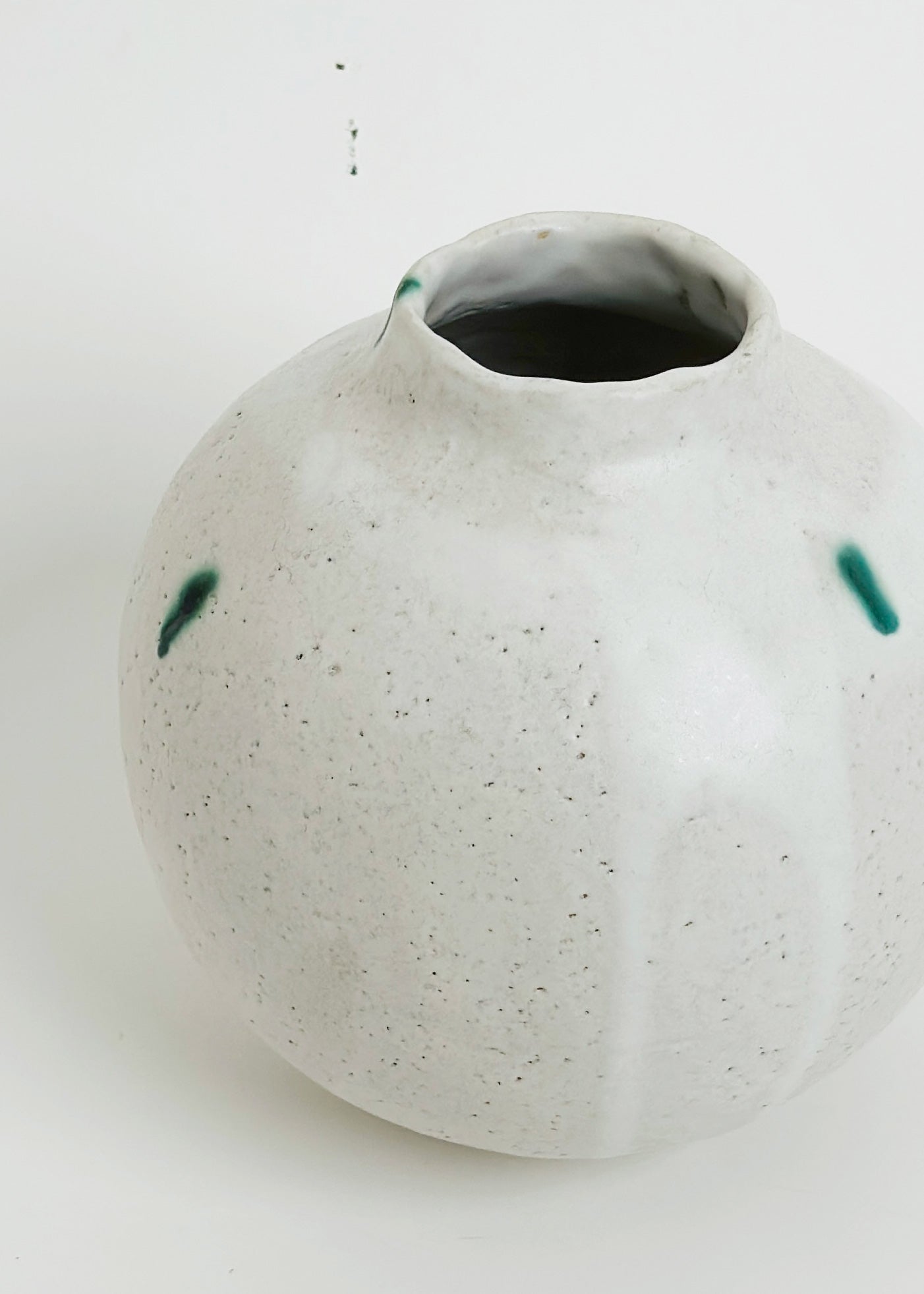 Cairo Round Moon Vase