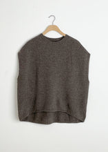 Load image into Gallery viewer, Cashmere Blend Lambs Wool Boat Neckline Vest - Greige
