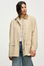 Load image into Gallery viewer, Rosa Jacket - Sand
