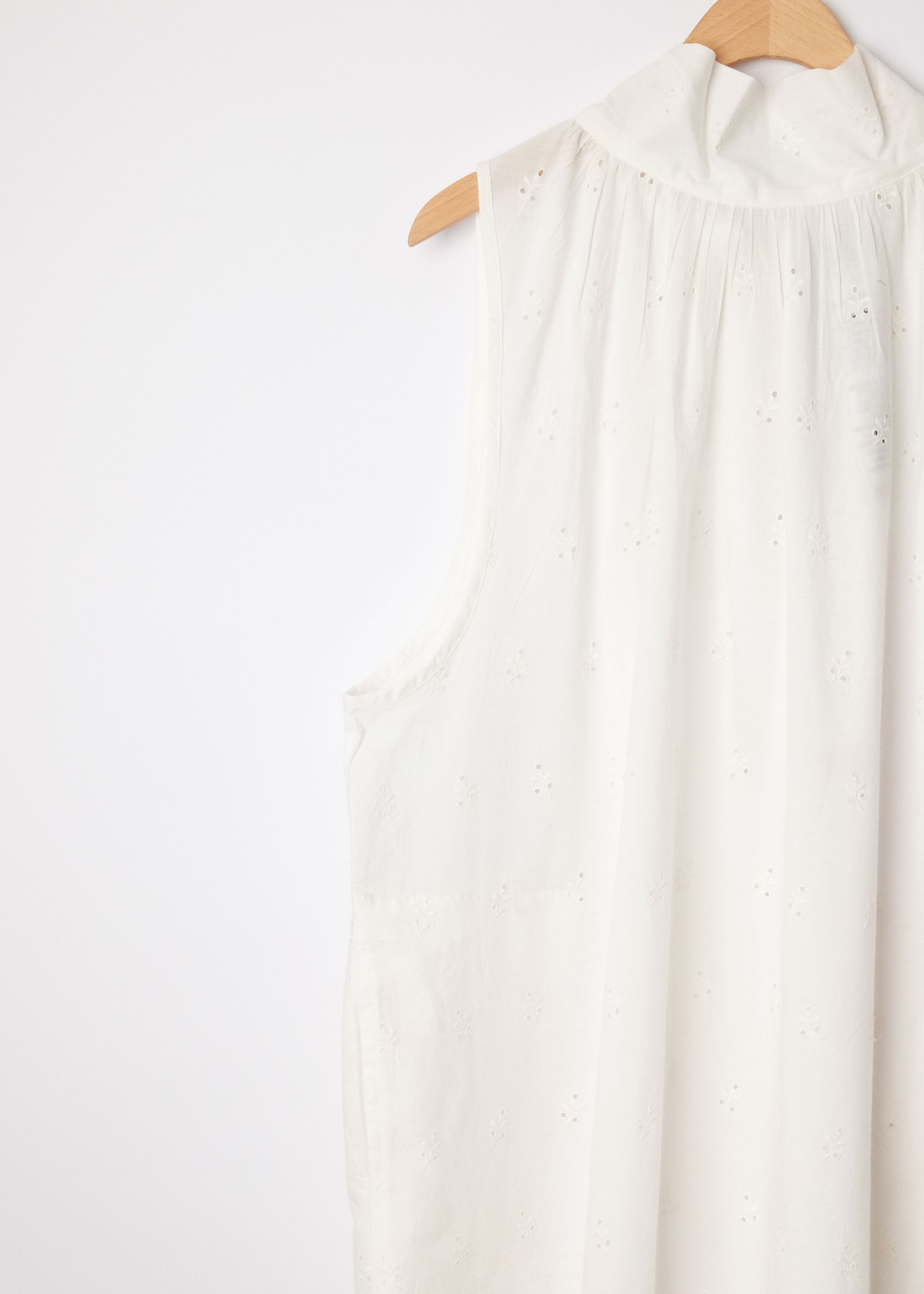 Delight Dress Schiffli