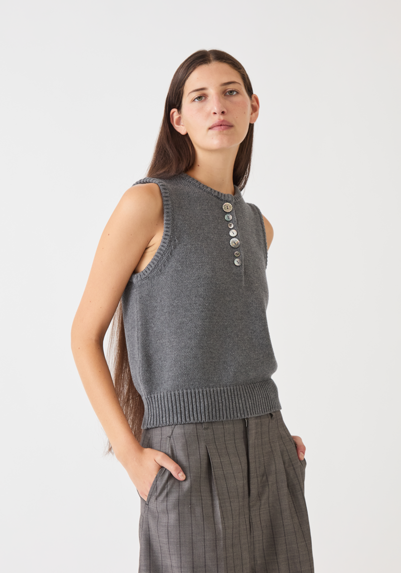 Minivera Vest - Charcoal