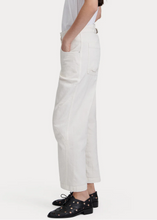 Load image into Gallery viewer, Elkin Pant - White

