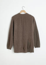 Load image into Gallery viewer, Fine Wool Cardigan - Brown
