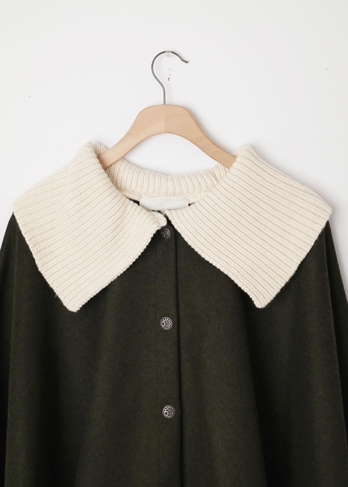 Knitted Collar Cape