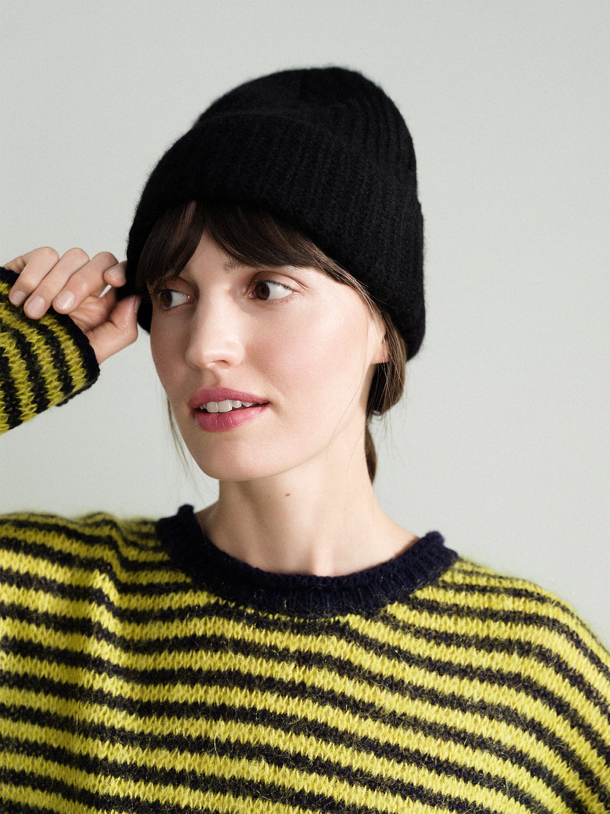 Cashmere Ribbed Beanie Black