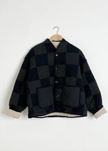 Load image into Gallery viewer, Holly Reversible Jacket
