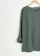 Load image into Gallery viewer, Oversized T-Shirt O/S
