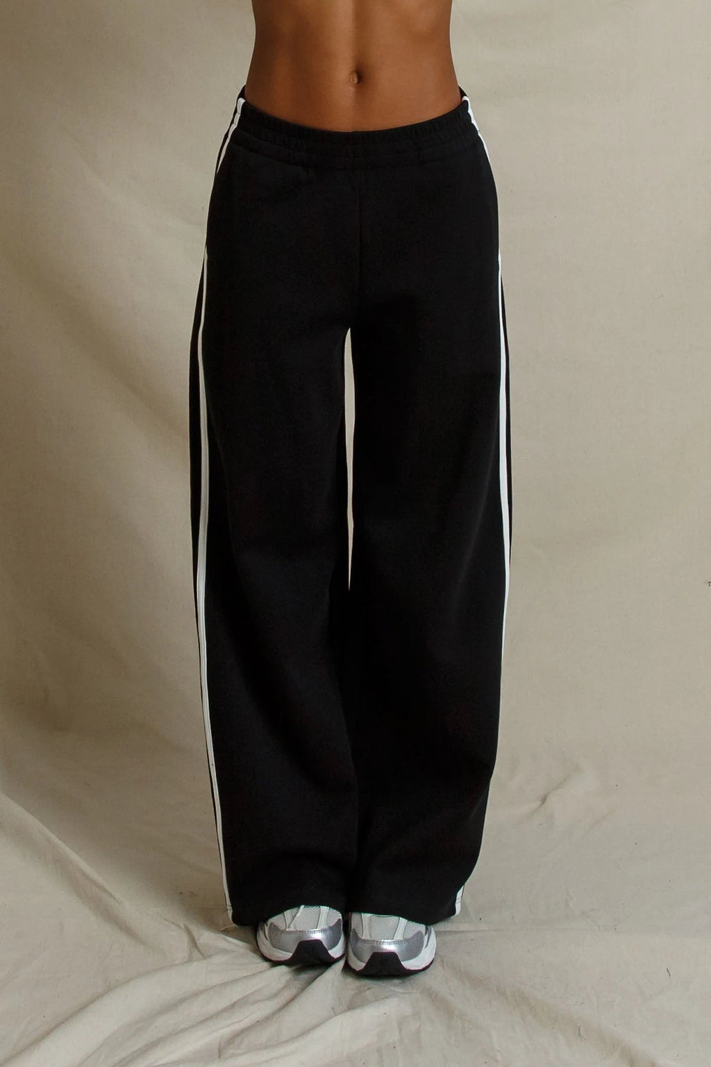Mikos Wide Pant Black