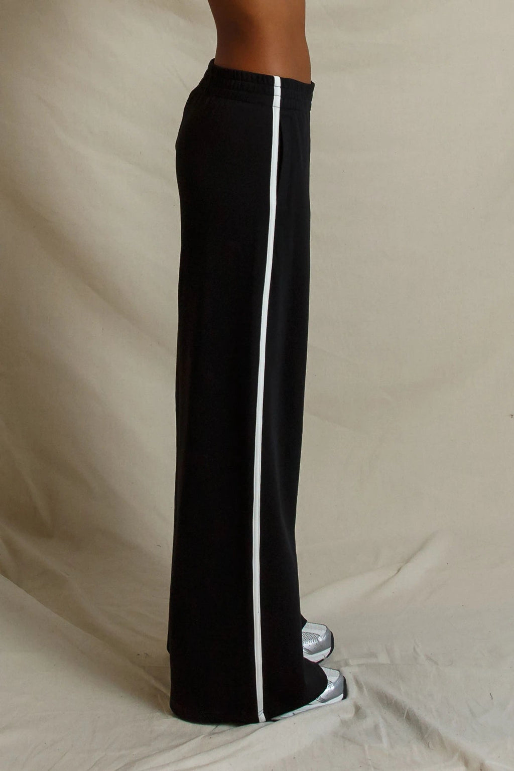 Mikos Wide Pant Black