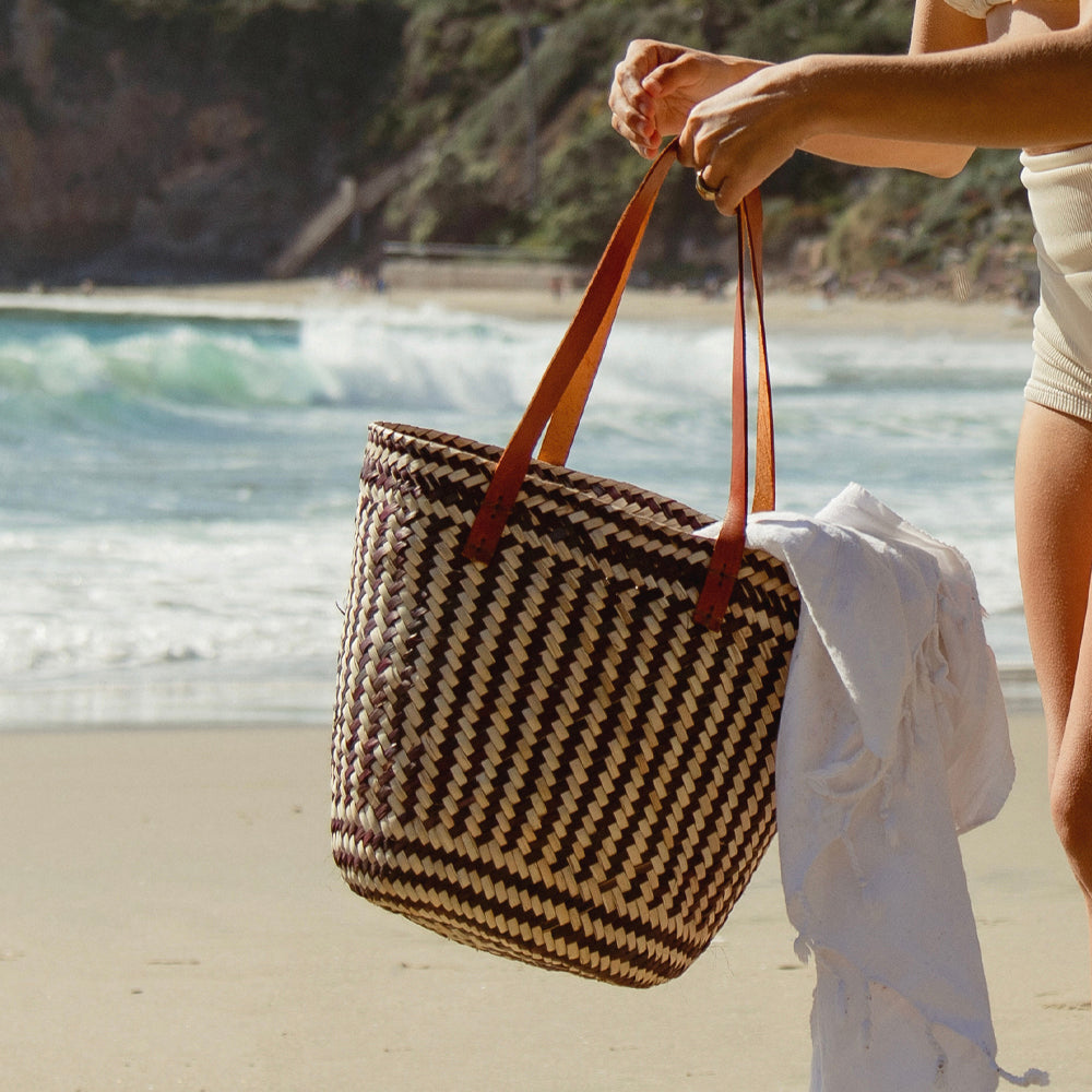 Paloma Palm Straw Tote - Black/White