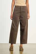 Load image into Gallery viewer, Daria Shaped Pants -  Malt
