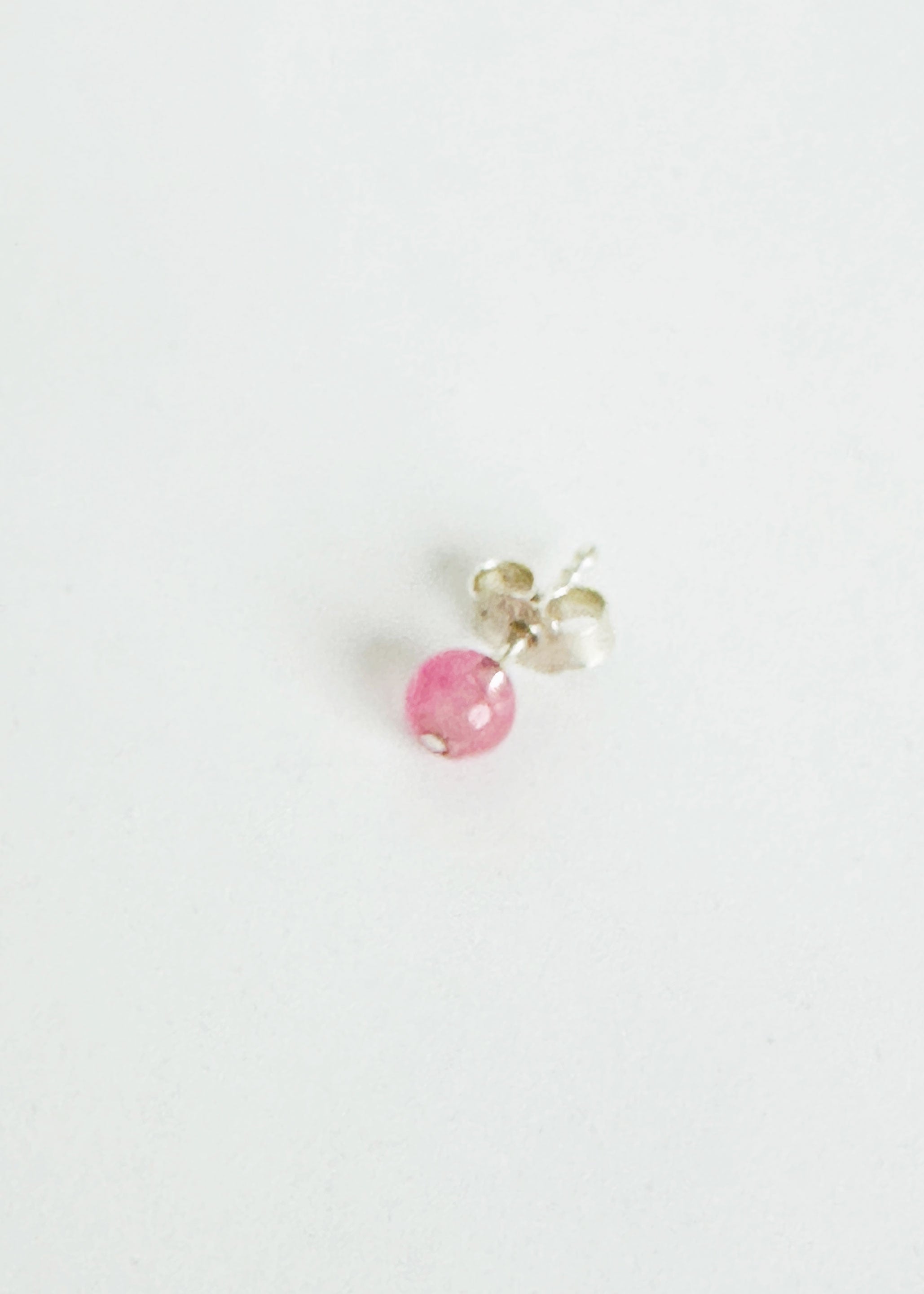Season Ear stud pink tourmaline SINGLE