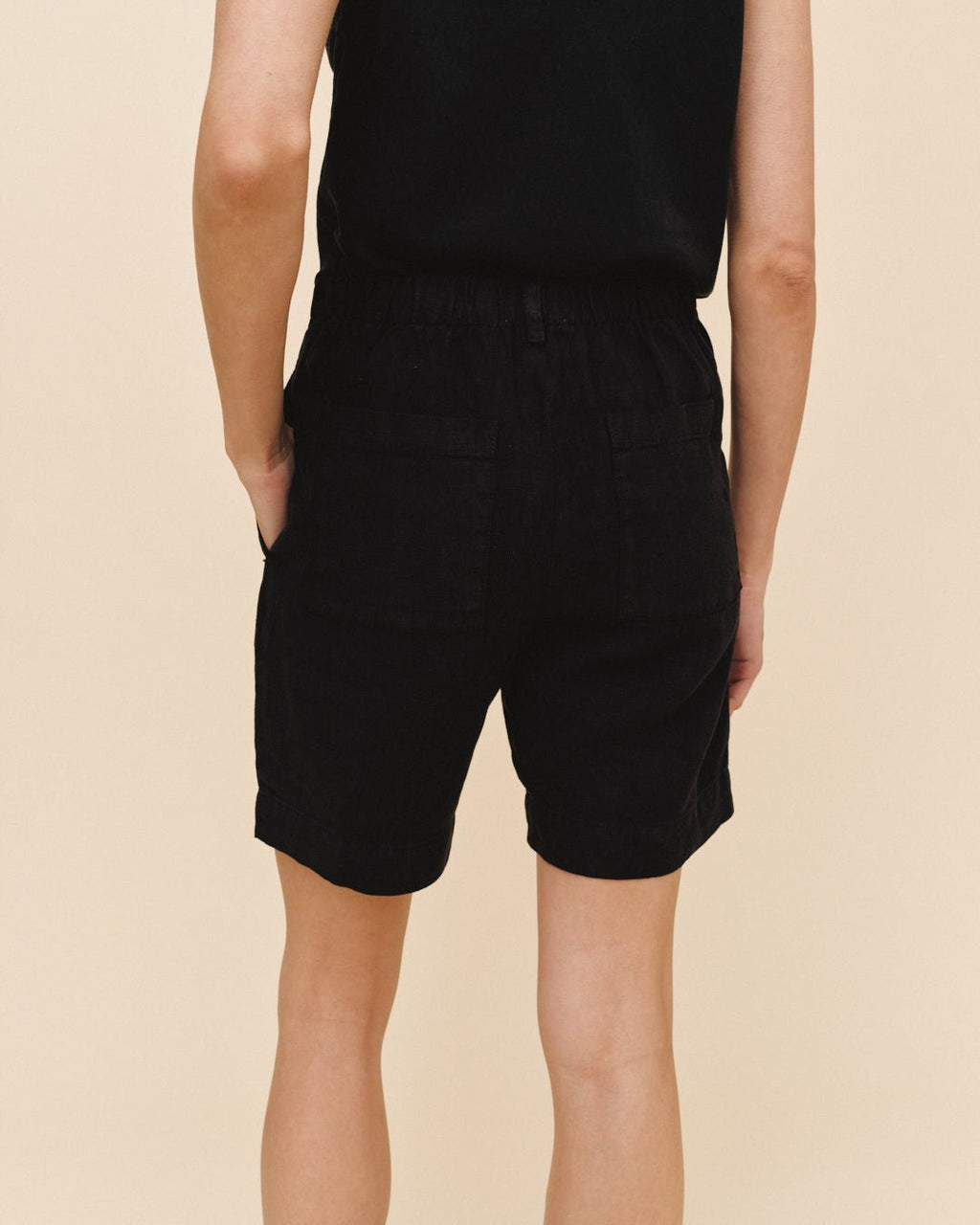 Pleated Bermuda