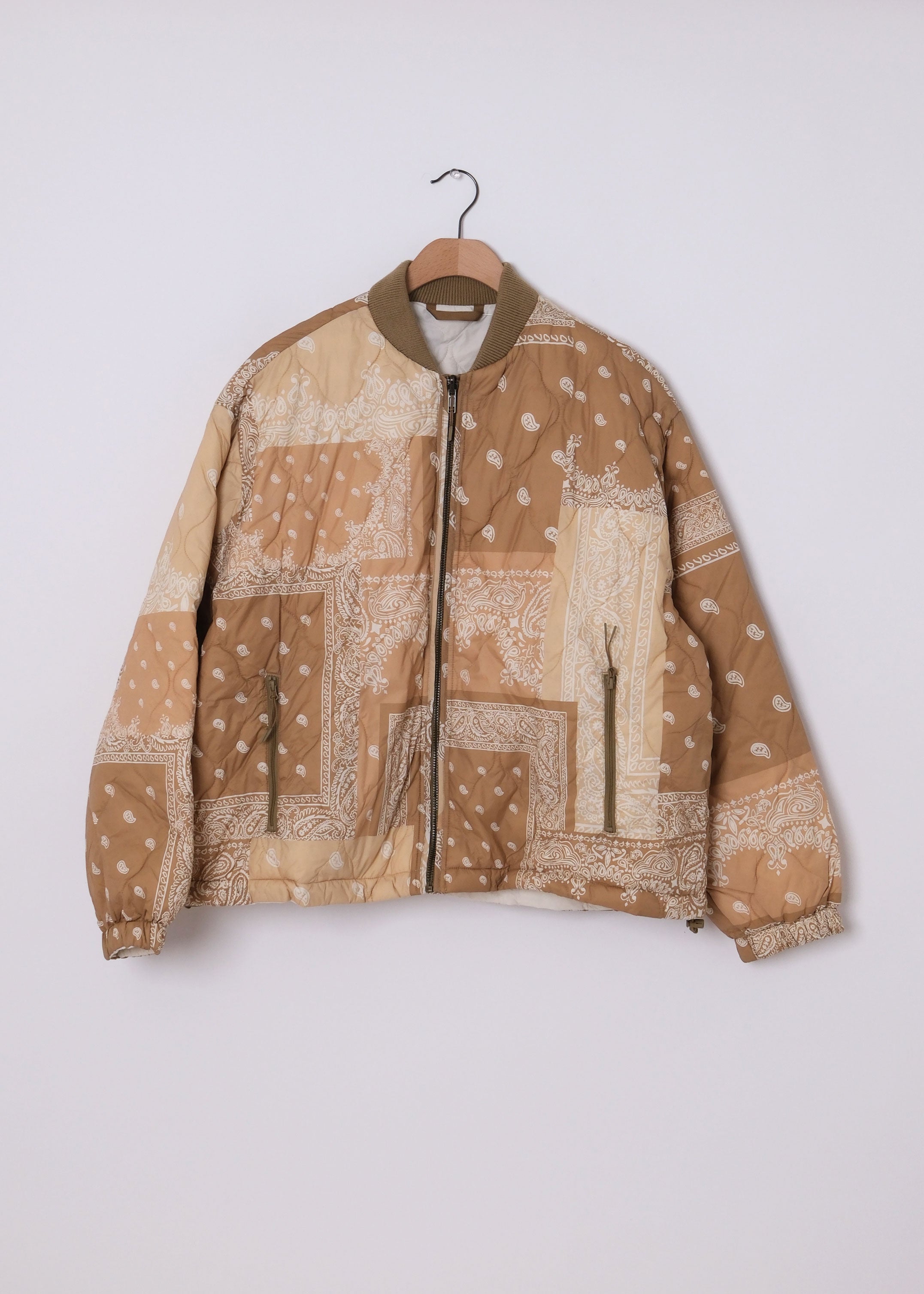 The Reversible Puffer - Khaki Bandana w/ Cream