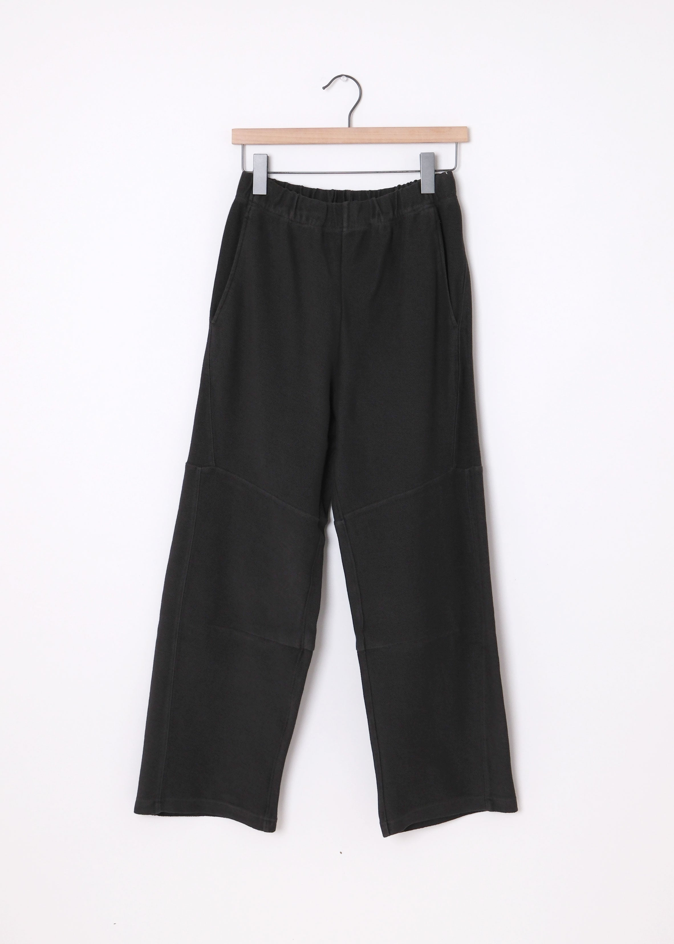 The Roam Seamed Pants - Washed Black