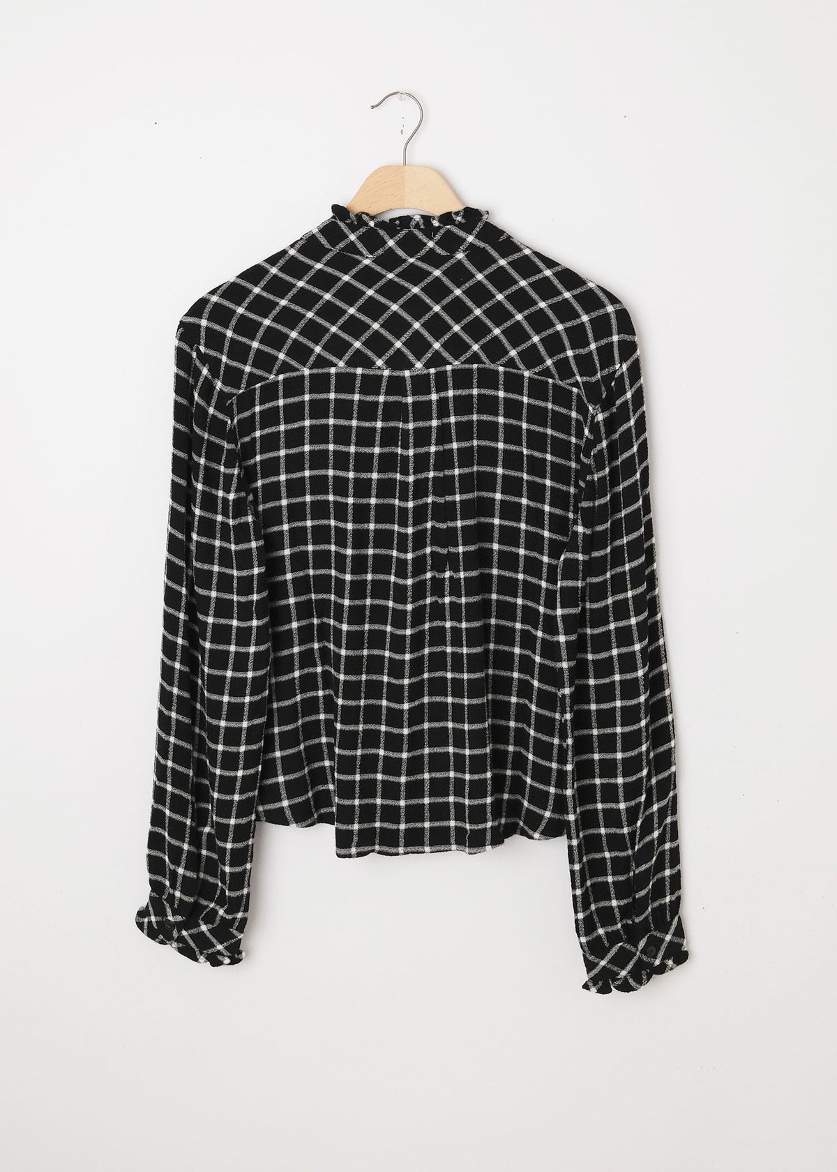 Ruffle Shirt Black/White