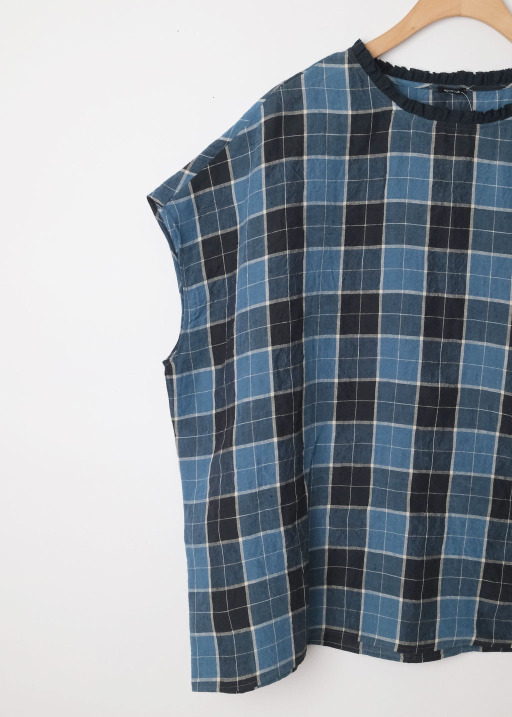 Ruffle Edge Trim Plaid Top