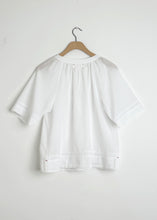 Load image into Gallery viewer, Sadie Top - White
