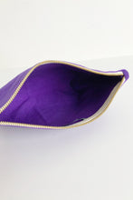 Load image into Gallery viewer, Sardine Pouch Iris
