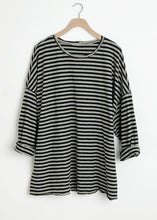 Load image into Gallery viewer, Oversized T-Shirt O/S
