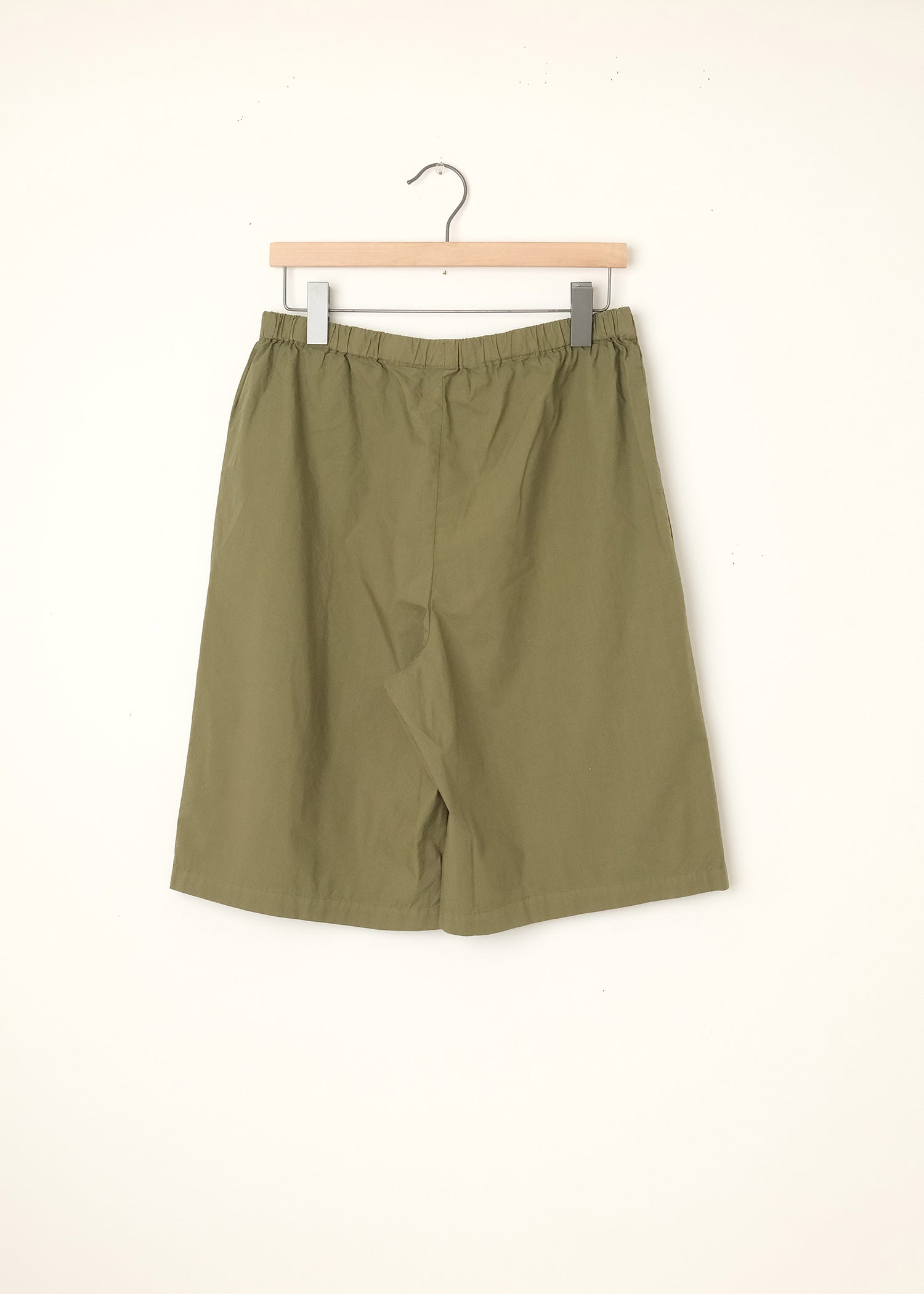 Tomoko Shorts in Kale