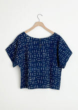 Load image into Gallery viewer, Twiggy Indigo Box Top
