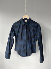 Load image into Gallery viewer, Waisted Fit Shirt in Taffeta Gingham
