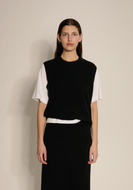 Yogi Cashmere Vest - Black